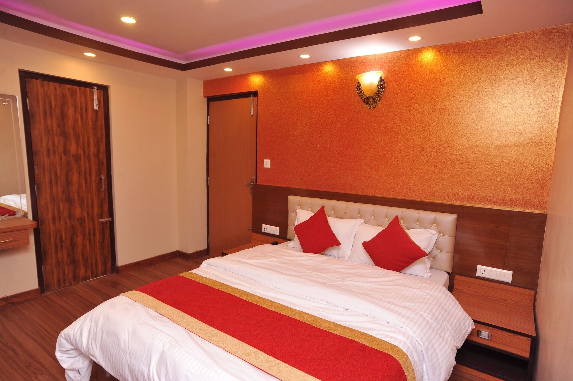 Hotel Arati Katmandu Dış mekan fotoğraf